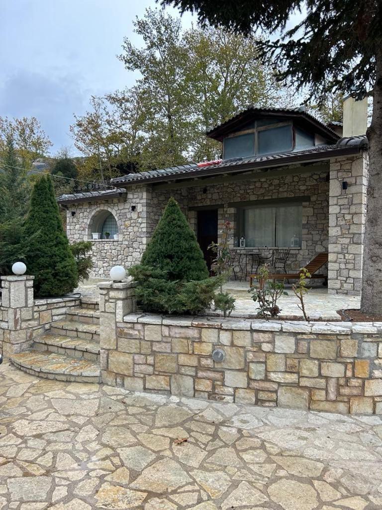 River Country Kalavryta Exterior photo